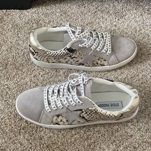Steve Madden Star Sneakers
